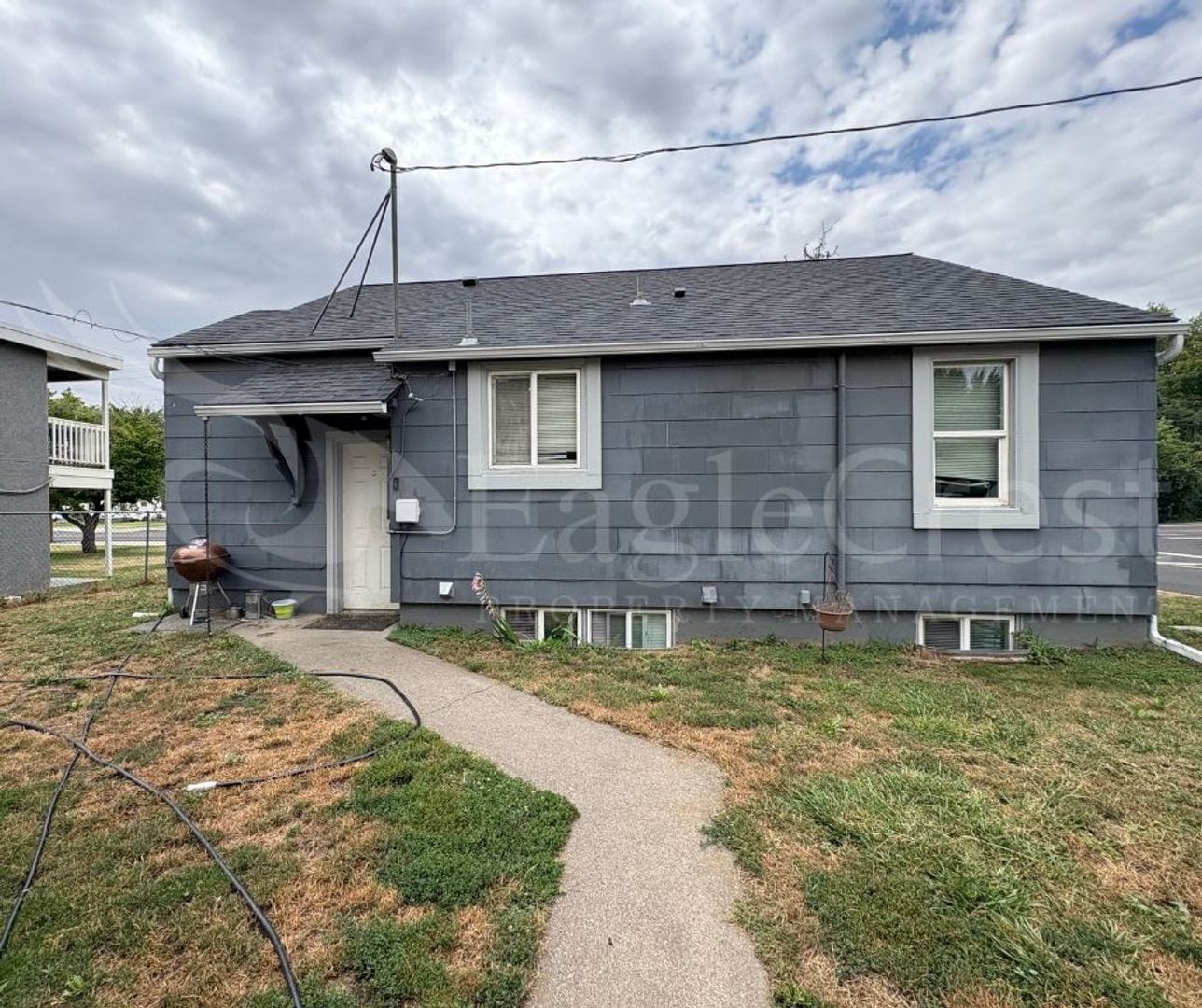 Building Photo - 236NCOLLEGE