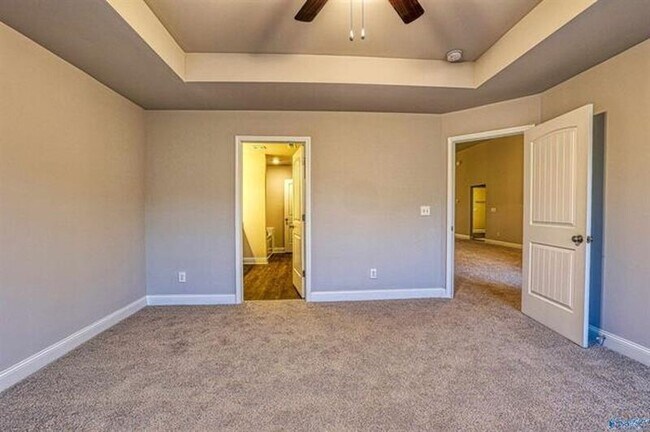 Building Photo - 226 Abercorn Dr