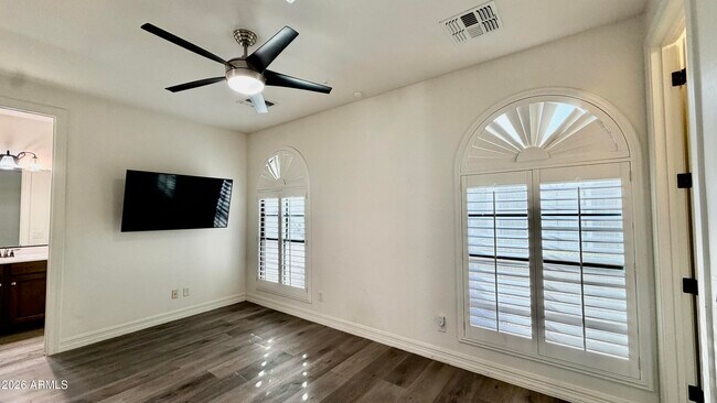 Building Photo - 1777 W Ocotillo Rd