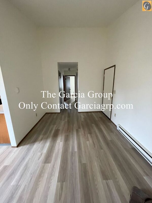 Building Photo - 3712 S Kelly Ave