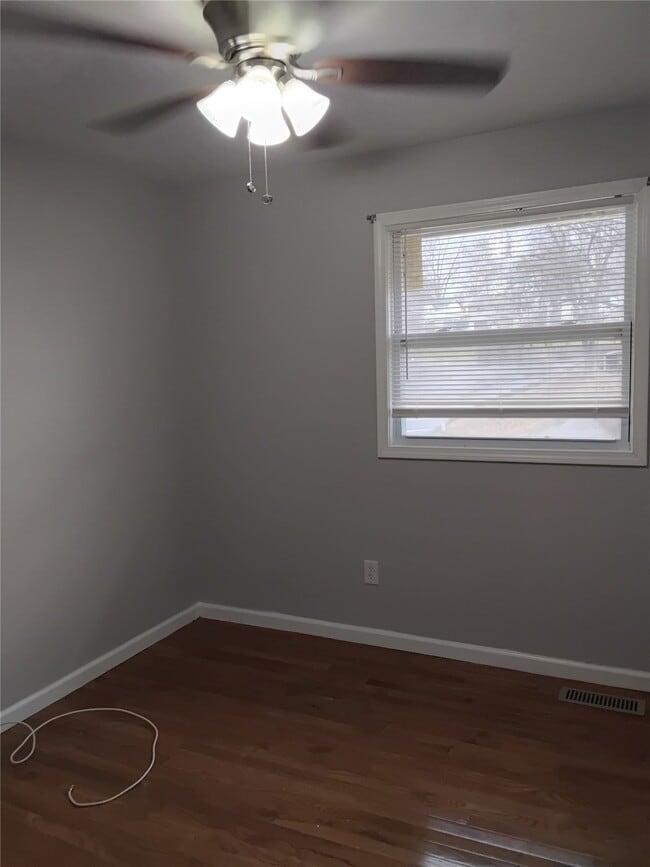 Building Photo - 7454 Blanding Dr