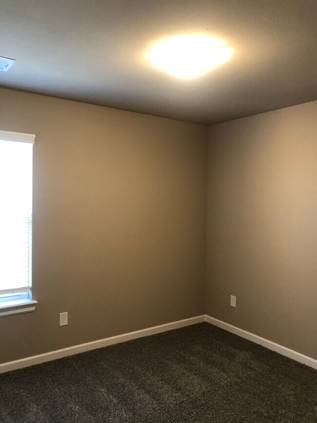 Building Photo - Newer Construction In Ashbury Park In Coll...