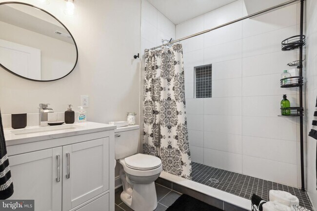 Building Photo - 1215 S 23rd St