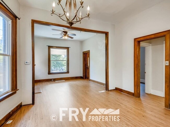 Building Photo - Short Term Lease Needed for Quaint Potter Highlands Home