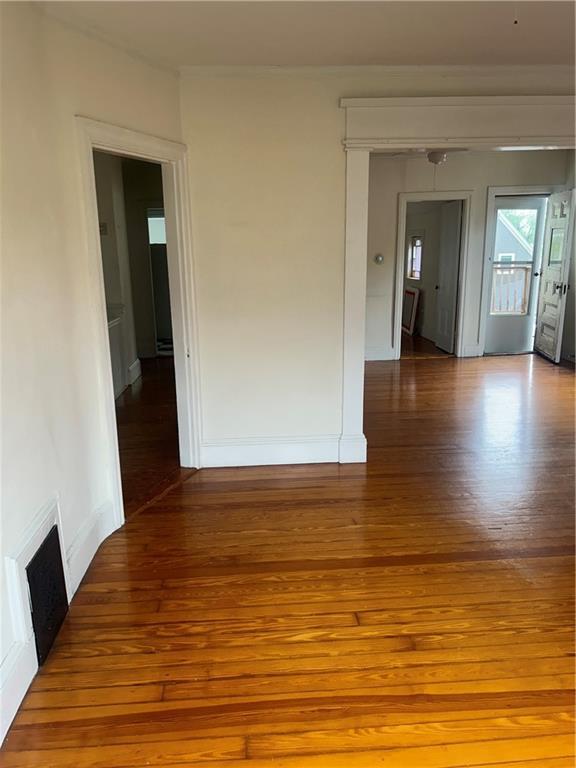 Building Photo - 179 Ivy St