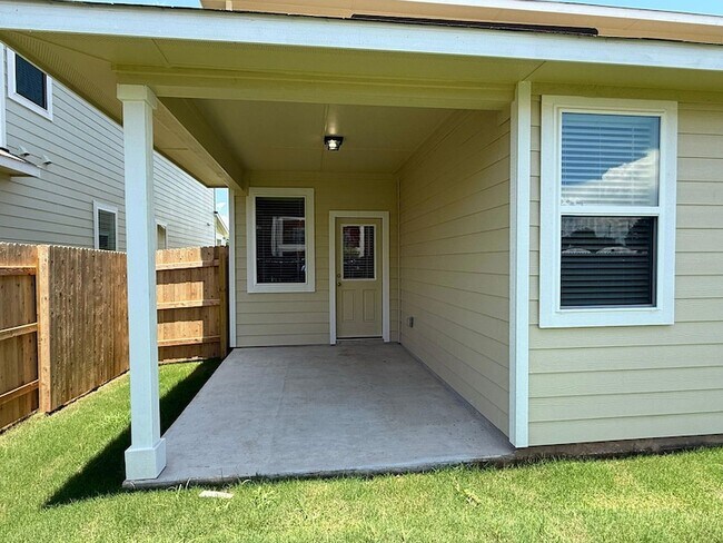 Building Photo - 2709 Totley Rd