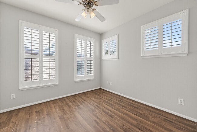 Building Photo - 12707 Boheme Dr