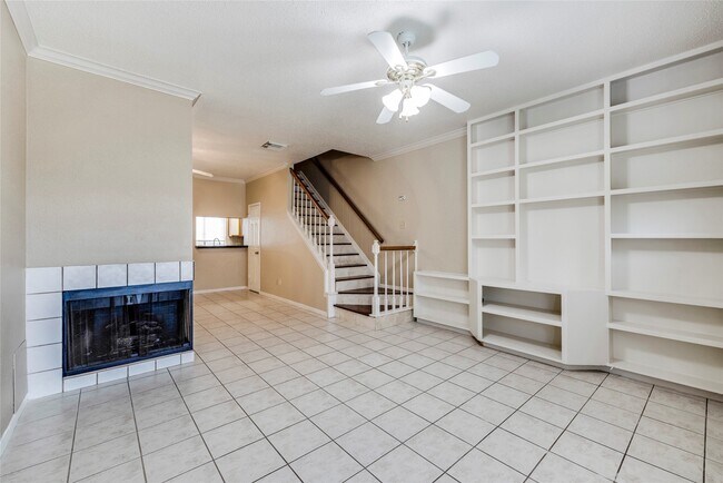 Building Photo - 2910 Grants Lake Blvd