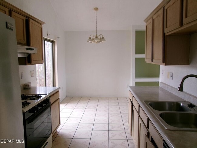 Building Photo - 118 Tierra Vista Dr