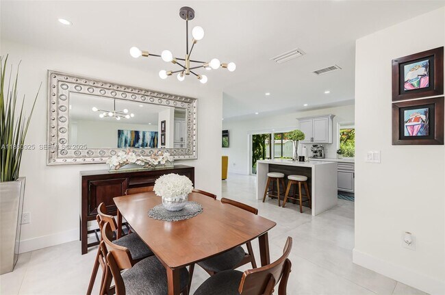 Building Photo - 17460 SW 85th Ave