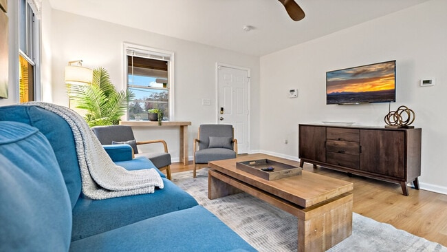 Building Photo - 5545 Davey St