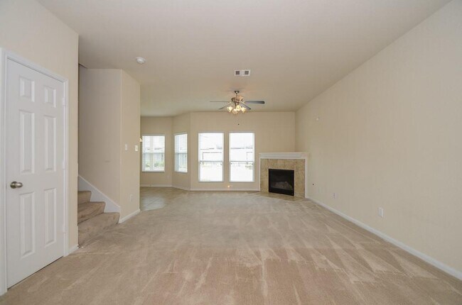 Building Photo - 14935 Vinegrove Falls Ct