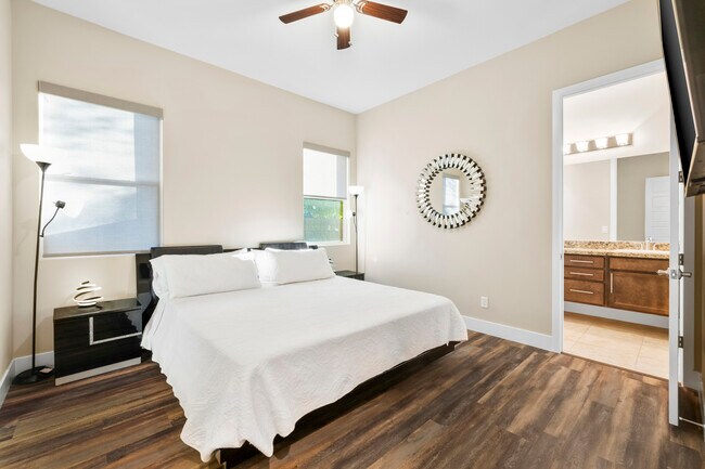 Building Photo - 8396 Sweetwater Creek Way