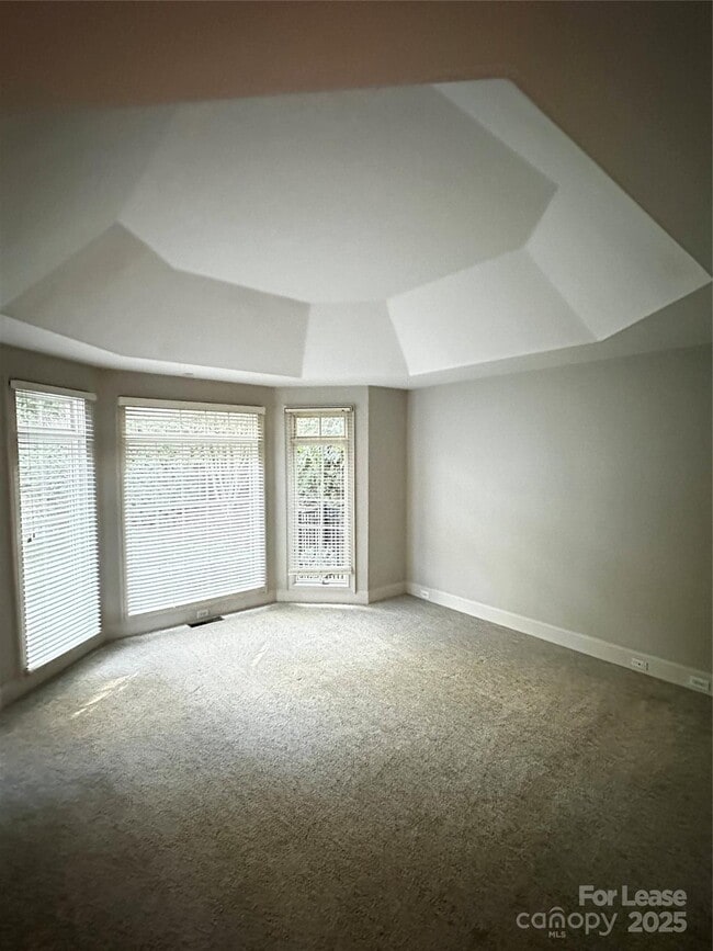 Building Photo - 5523 Challis View Ln