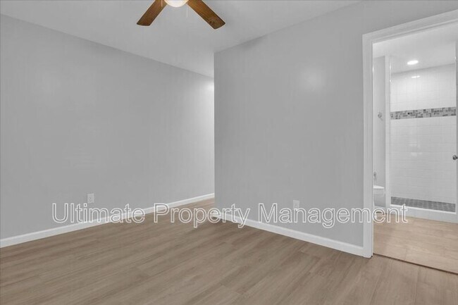 Building Photo - 514 Anderson St