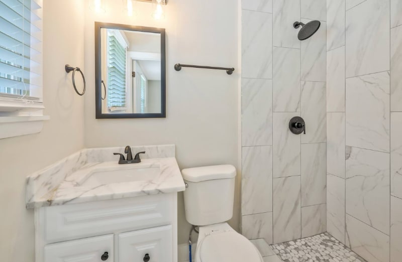 Building Photo - 5009 Suter Dr