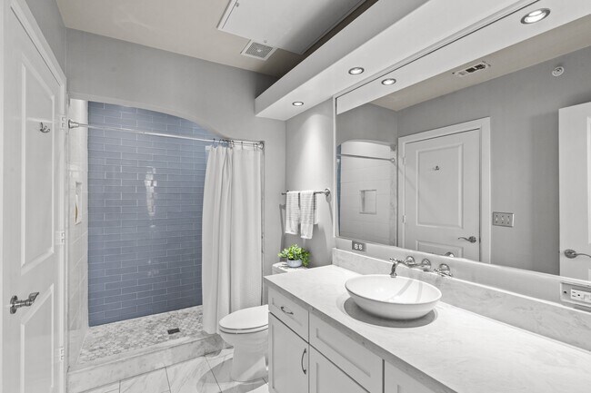 Building Photo - 1900 Genesee St