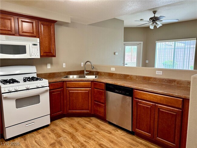 Building Photo - 9303 Gilcrease Ave