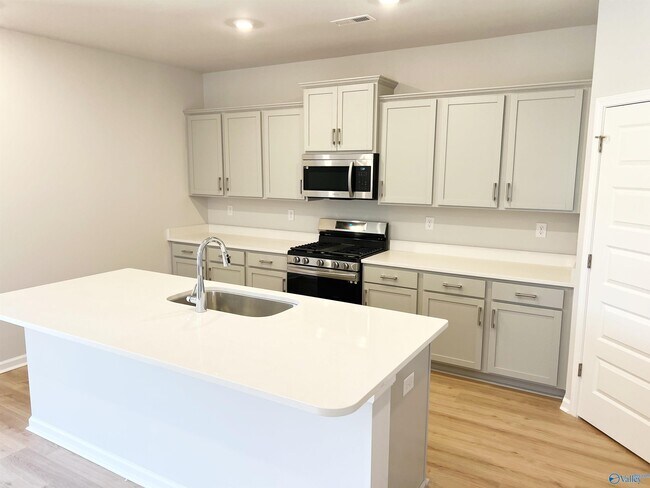 Building Photo - 11073 Wayland Rdg Dr
