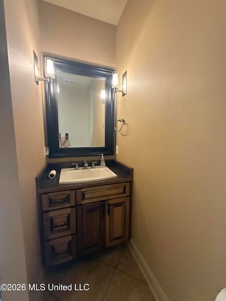 Building Photo - 4294 Popp's Ferry Rd