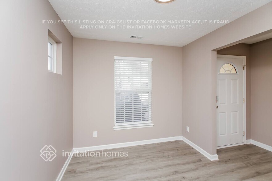 Building Photo - 232 Topaz Dr