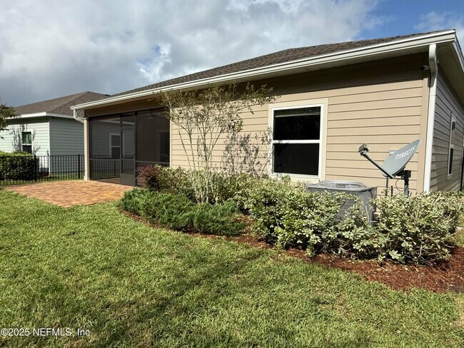 Building Photo - 309 St Vincent Dr