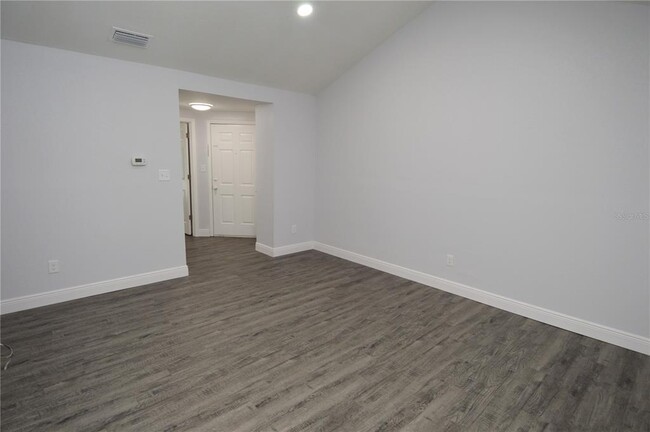 Building Photo - 8633 Fancy Finch Dr