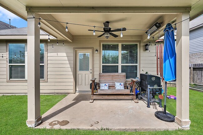 Building Photo - 3554 Paganini Pl