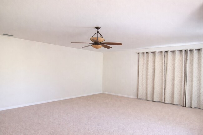 Building Photo - 169 Red Hawk Ridge