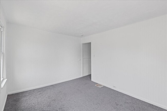 Building Photo - 601 Wesley Ave
