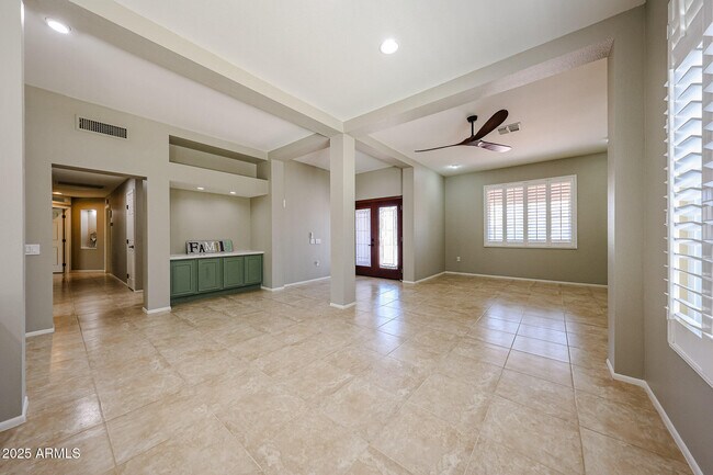 Building Photo - 13507 W Sky Hawk Dr