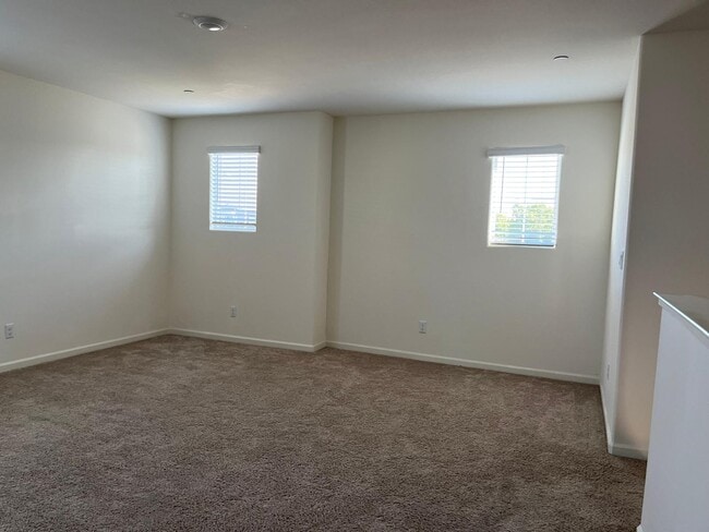 Building Photo - 781 Sunol Ct