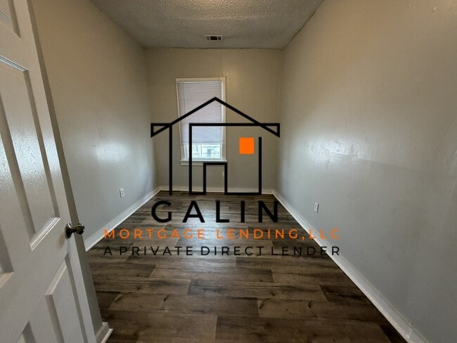 Building Photo - 138 Millen St