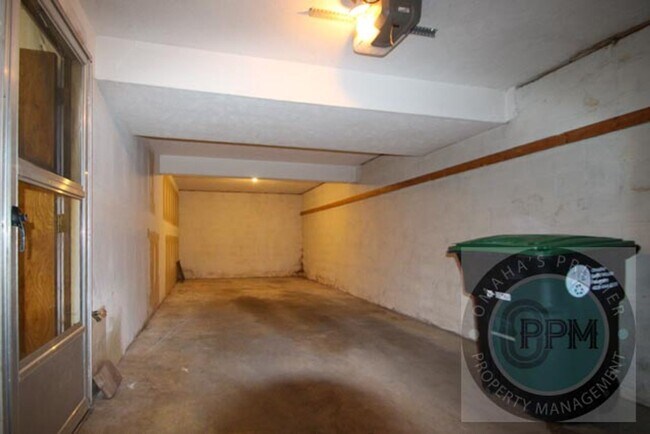 Building Photo - 6323 N 108th Ave Cir