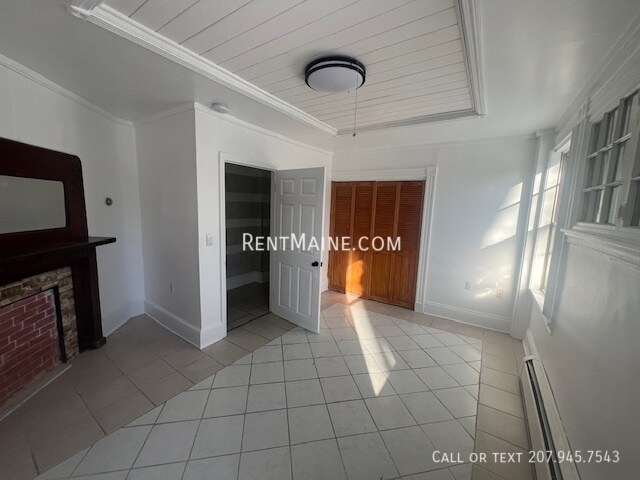 Building Photo - 188 Pine St