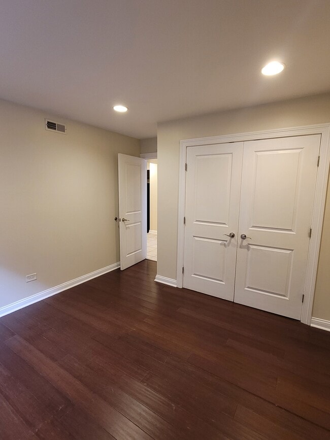 Primary Photo - 2105 St Charles Rd