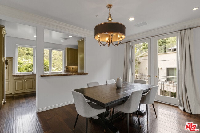 Building Photo - 10023 Westwanda Dr