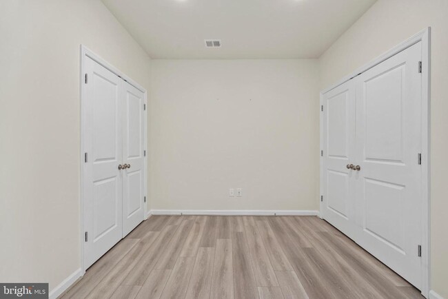 Building Photo - 1010 Ribbon Limestone Terrace SE