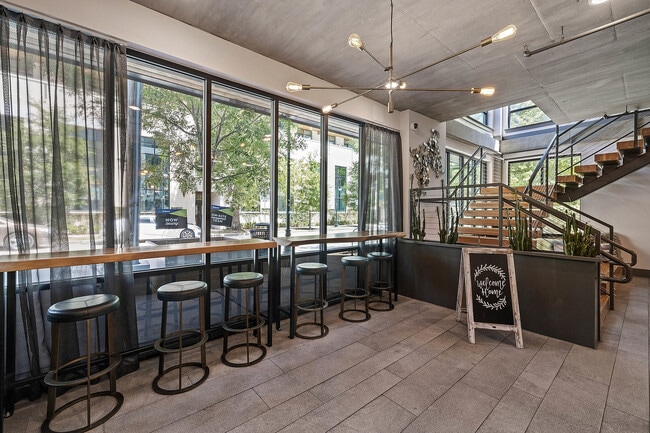 The Ruckus Lofts95 - Yugo Austin Nueces