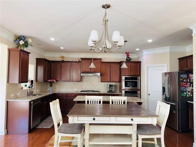 Building Photo - 4415 Highfield Dr