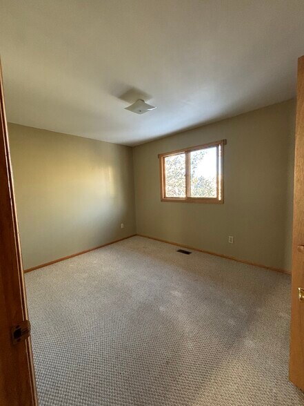 Building Photo - 2000 Arapahoe Trl
