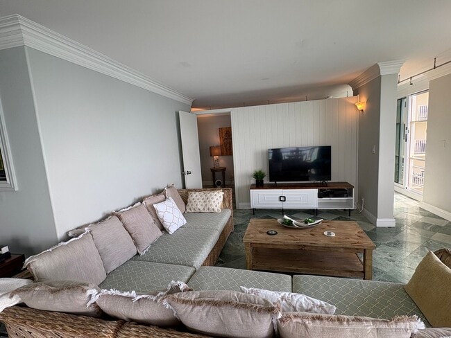 Building Photo - Tropic Seas #708- Elegant Gold Coast livin...