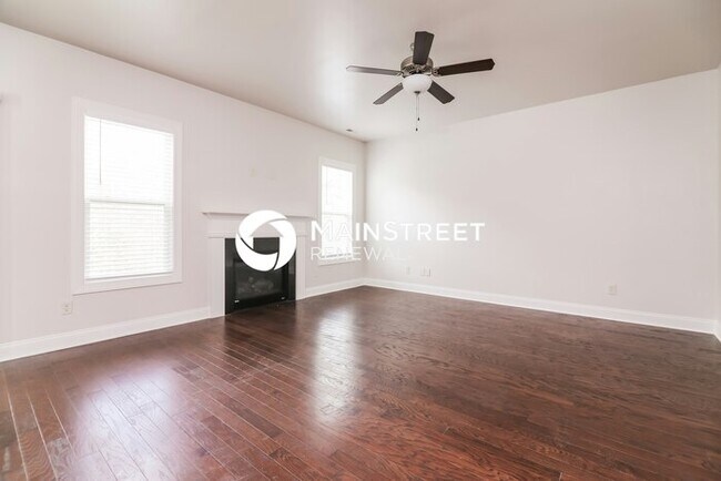 Building Photo - 4 Bedroom Pet-Friendly Home in FRANKLINTON...