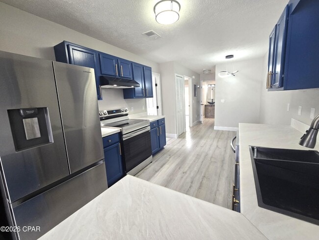 Building Photo - 9022 Houston St