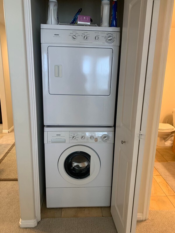 Building Photo - 5 S 500 W