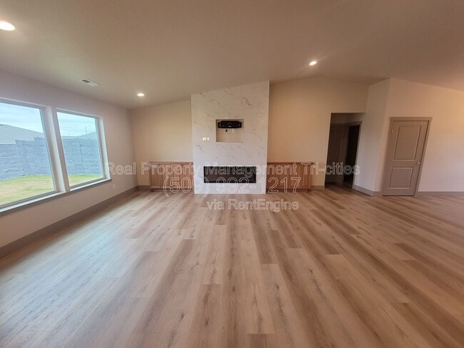 Building Photo - 10509 Silverbright Dr