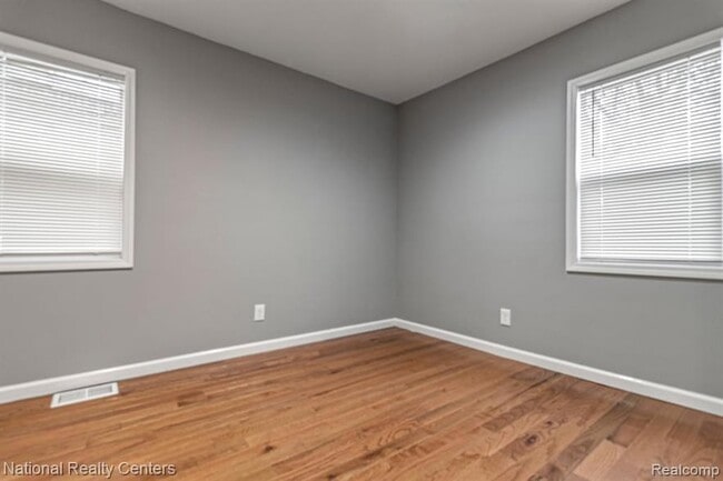 Building Photo - 20172 Stotter St