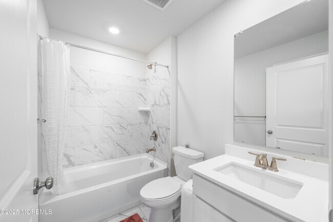 Building Photo - 64 Wembley Wy