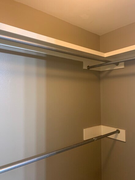 Building Photo - 1705 W Portales Dr