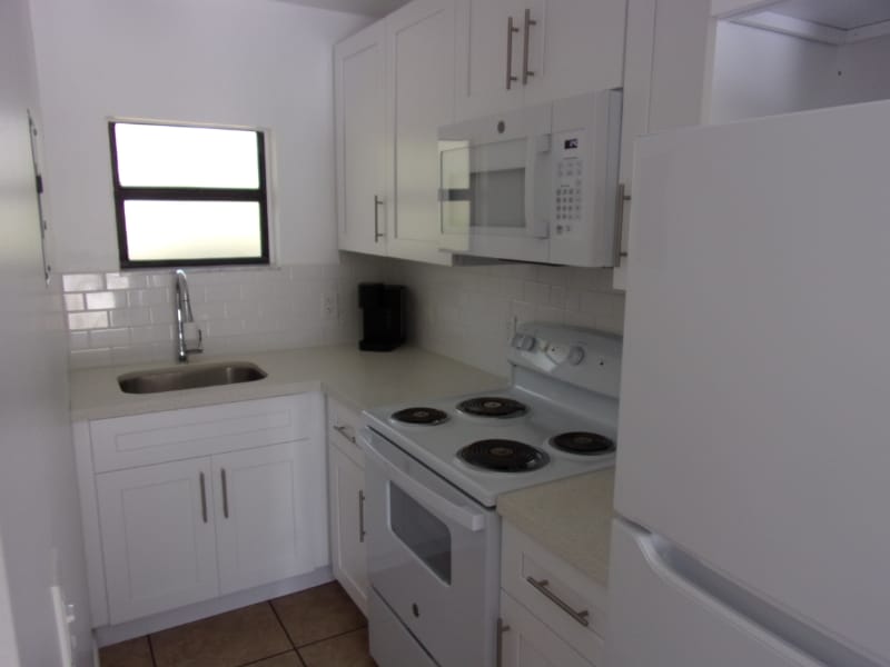 Building Photo - 101 Caloosa St